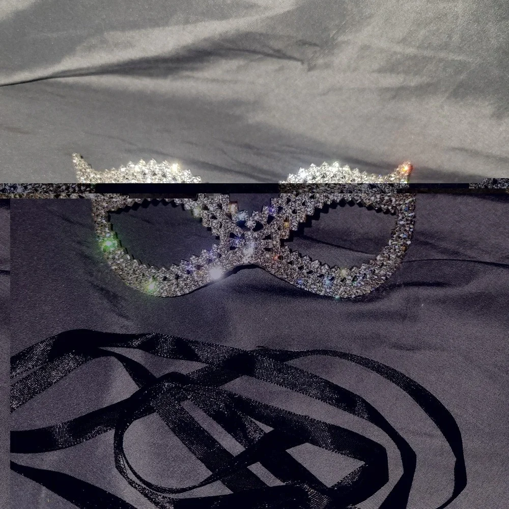 Full Crystal Rhinestone Silver Petite Diamond Design Masquerade Mask